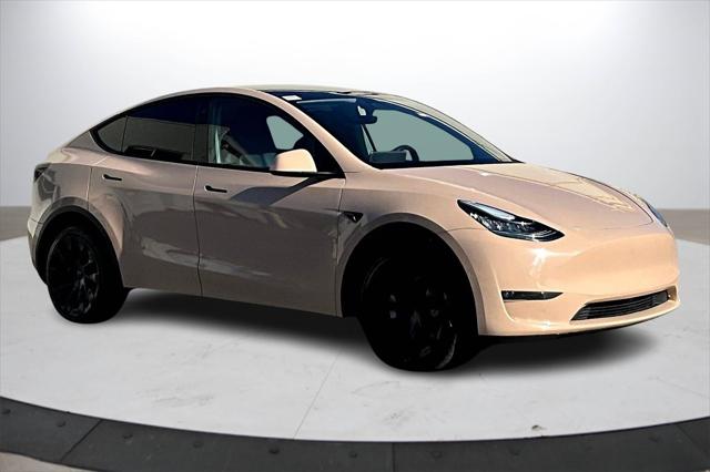 2022 Tesla Model Y Long Range Dual Motor All-Wheel Drive 2022 Tesla Model Y Long Range Dual Motor All-Wheel Drive