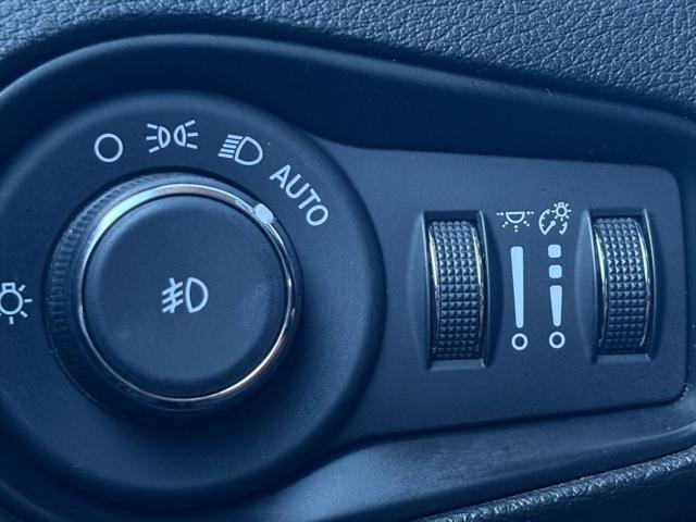 2017 Jeep Renegade Latitude 4x4 2017 Jeep Renegade Latitude 4x4