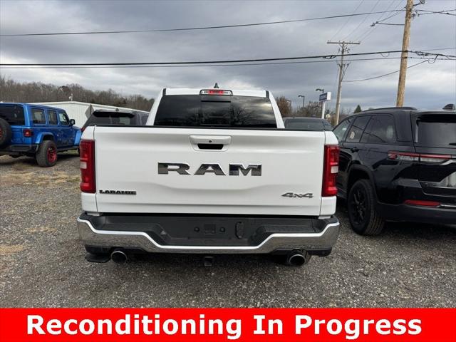 2025 RAM 1500 Laramie Crew Cab 4x4 57 Box