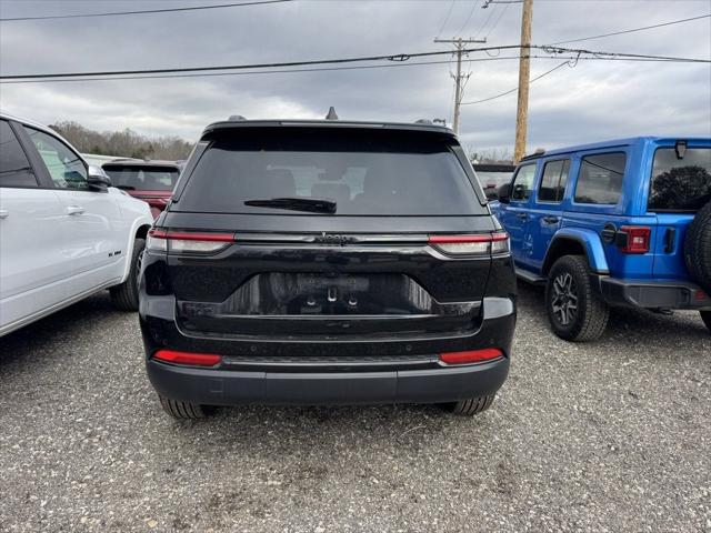 2024 Jeep Grand Cherokee Altitude 4x4 2024 Jeep Grand Cherokee Altitude 4x4