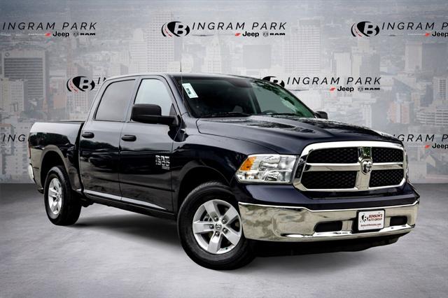 2022 RAM 1500 Classic SLT Crew Cab 4x2 57 Box 2022 RAM 1500 Classic SLT Crew Cab 4x2 57 Box