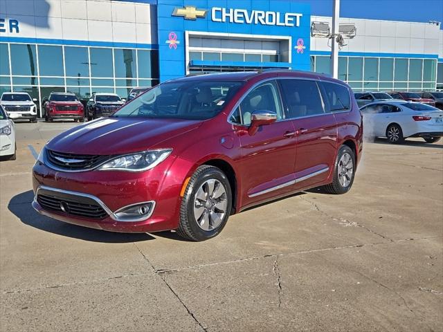 2017 Chrysler Pacifica Hybrid Platinum 2017 Chrysler Pacifica Hybrid Platinum