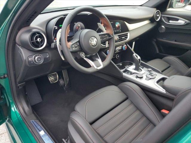 2025 Alfa Romeo Giulia Intensa AWD