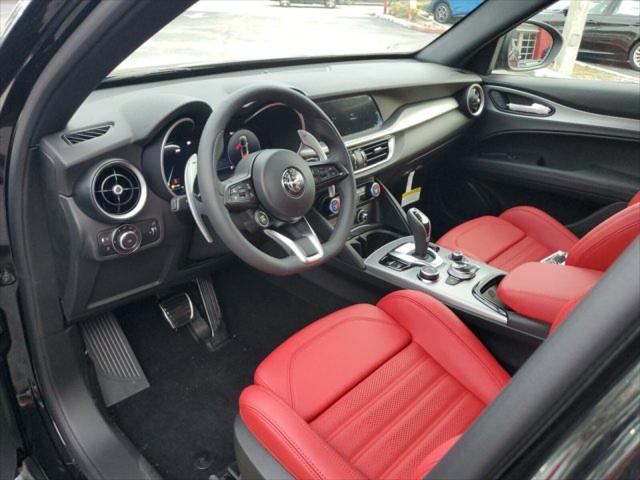 2025 Alfa Romeo Stelvio Sprint AWD