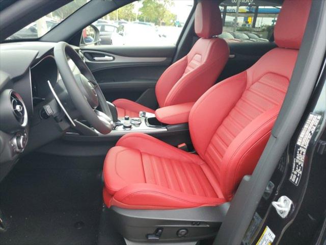 2025 Alfa Romeo Stelvio Sprint AWD