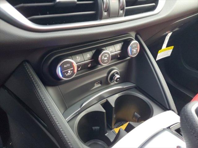 2025 Alfa Romeo Stelvio Sprint AWD