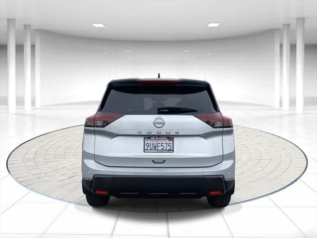 2025 Nissan Rogue S FWD 2025 Nissan Rogue S FWD