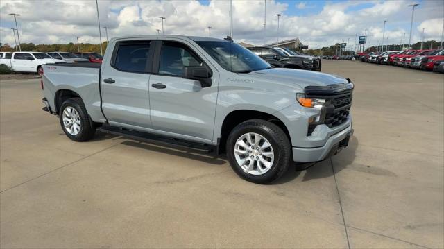 2025 Chevrolet Silverado 1500 4WD Crew Cab Short Bed Custom 2025 Chevrolet Silverado 1500 4WD Crew Cab Short Bed Custom