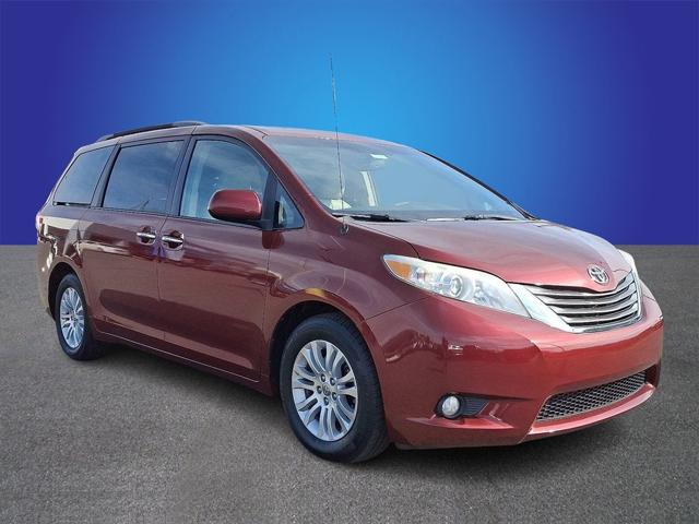 2014 Toyota Sienna XLE V6 8 Passenger 2014 Toyota Sienna XLE V6 8 Passenger