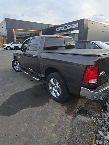 2017 RAM 1500 Big Horn Crew Cab 4x4 57 Box 2017 RAM 1500 Big Horn Crew Cab 4x4 57 Box