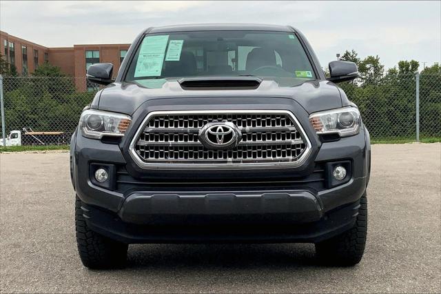 2016 Toyota Tacoma TRD Sport 2016 Toyota Tacoma TRD Sport