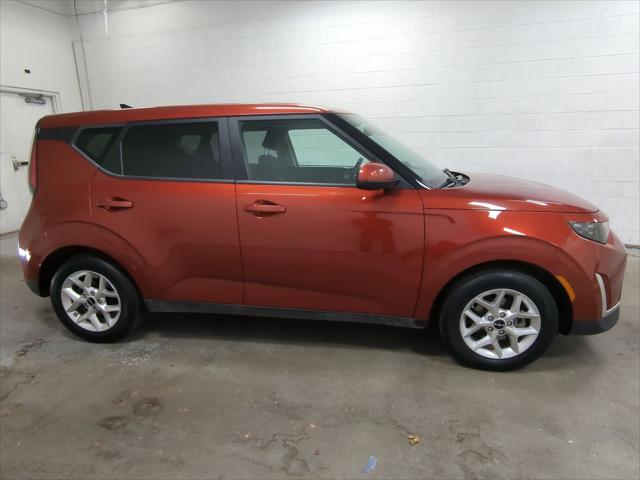 2023 Kia Soul LX 2023 Kia Soul LX