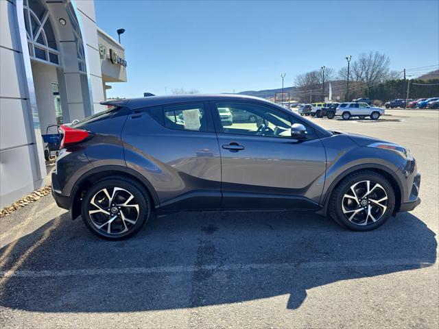 2018 Toyota C-HR XLE Premium 2018 Toyota C-HR XLE Premium