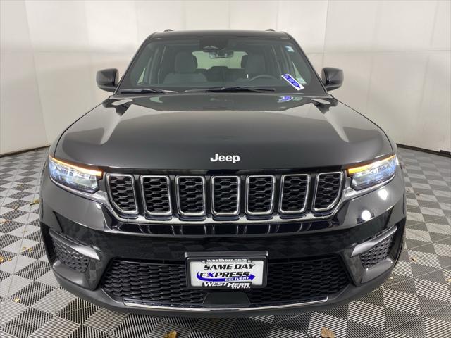 2025 Jeep Grand Cherokee Laredo 4x4