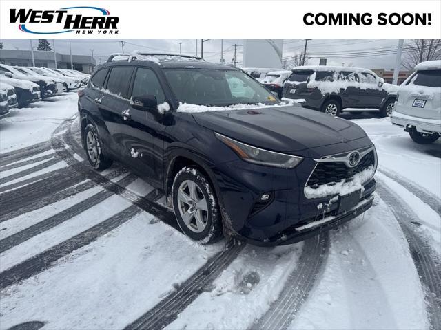 2021 Toyota Highlander LE