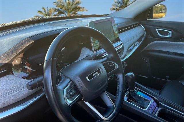 2022 Jeep Compass Latitude FWD