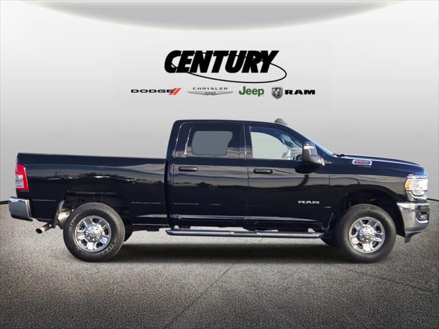 2024 RAM 2500 Big Horn Crew Cab 4x4 64 Box 2024 RAM 2500 Big Horn Crew Cab 4x4 64 Box