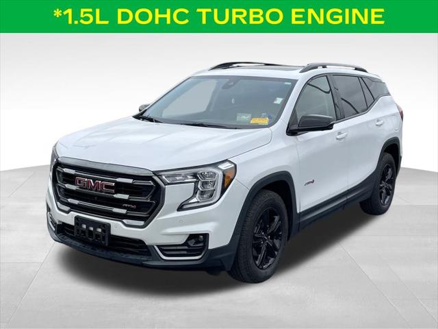 2022 GMC Terrain AWD AT4 2022 GMC Terrain AWD AT4