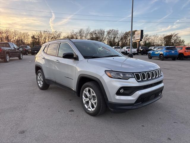 2025 Jeep Compass Latitude 4x4 2025 Jeep Compass Latitude 4x4