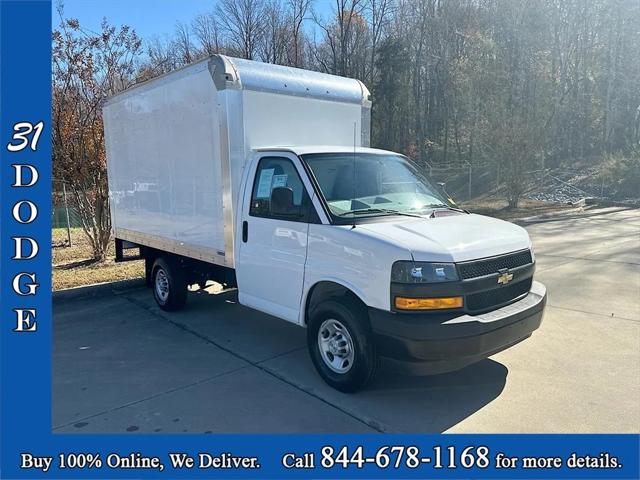 2022 Chevrolet Express Cutaway Work Van 2022 Chevrolet Express Cutaway Work Van