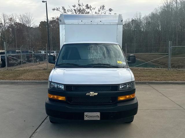 2022 Chevrolet Express Cutaway Work Van 2022 Chevrolet Express Cutaway Work Van