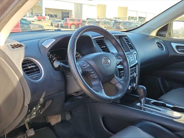 2020 Nissan Pathfinder SL 2WD