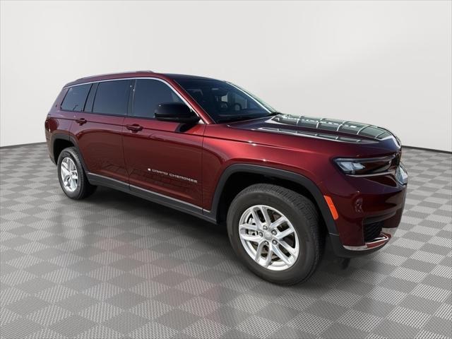 2023 Jeep Grand Cherokee L Laredo 4x2 2023 Jeep Grand Cherokee L Laredo 4x2
