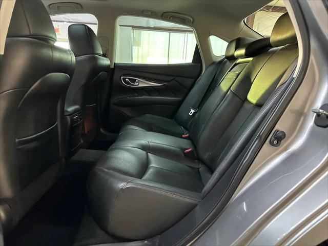 2013 INFINITI M35h M35H