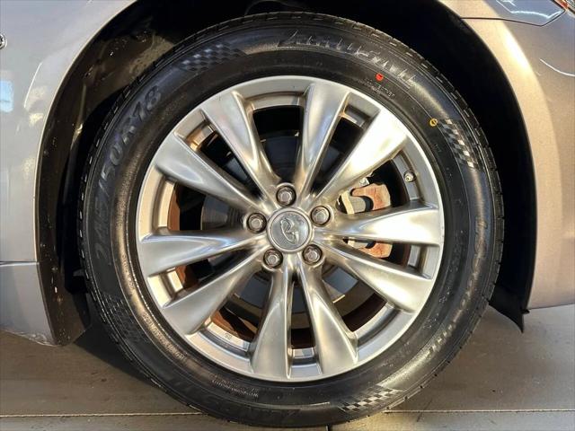2013 INFINITI M35h M35H