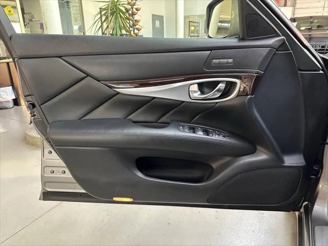 2013 INFINITI M35h M35H