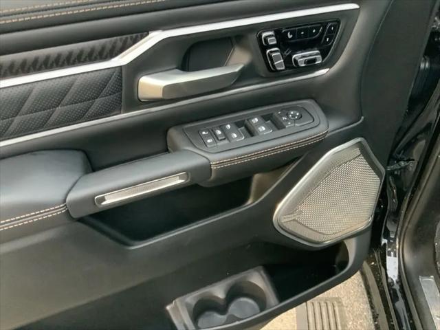 2026 Ram 1500 Tungsten Crew Cab 4x4 5'7" Box