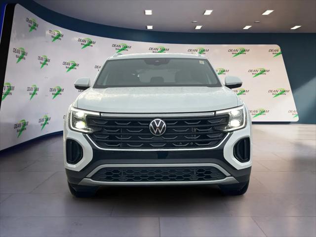 2026 Volkswagen Atlas Cross Sport SE