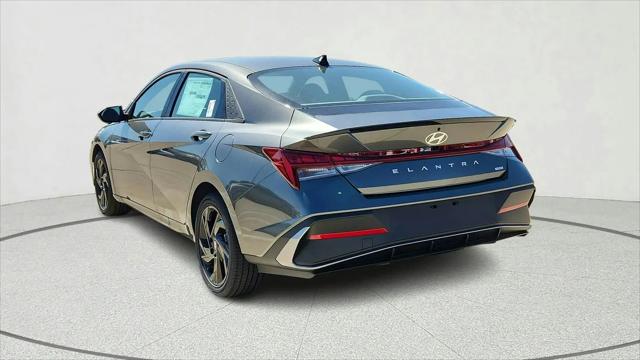2026 Hyundai Elantra Hybrid SEL Sport