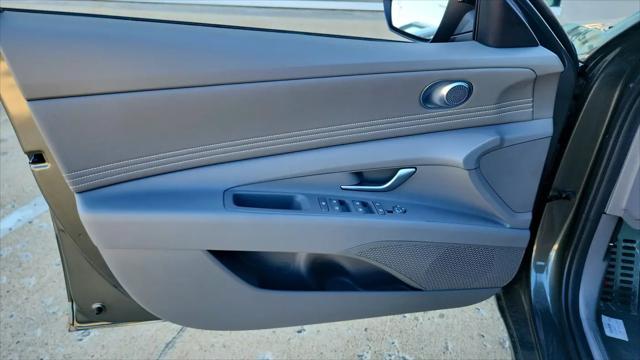 2026 Hyundai Elantra Hybrid SEL Sport