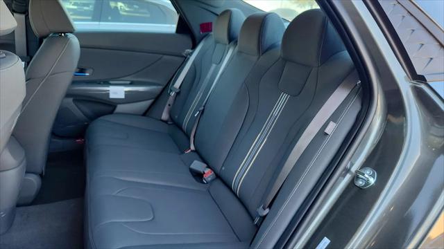 2026 Hyundai Elantra Hybrid SEL Sport