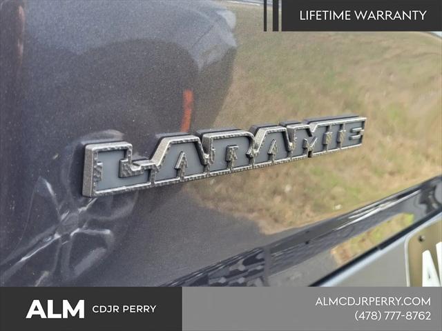 2026 Ram 1500 Laramie Crew Cab 4x4 5'7" Box