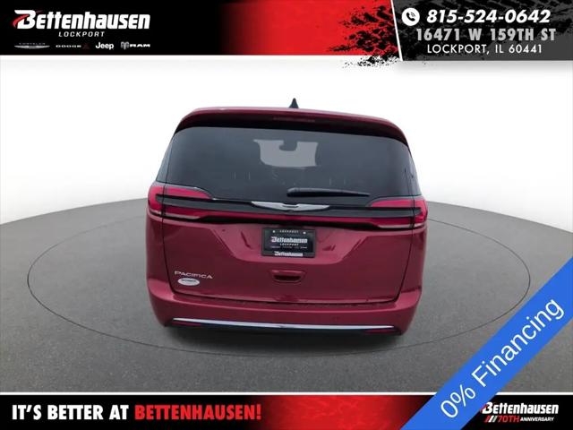 2026 Chrysler Pacifica Select