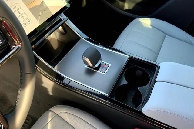 2026 Land Rover Range Rover Evoque S
