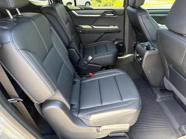 2026 GMC Acadia Elevation AWD
