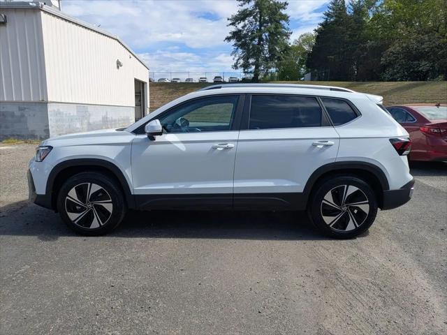 2026 Volkswagen Taos SE