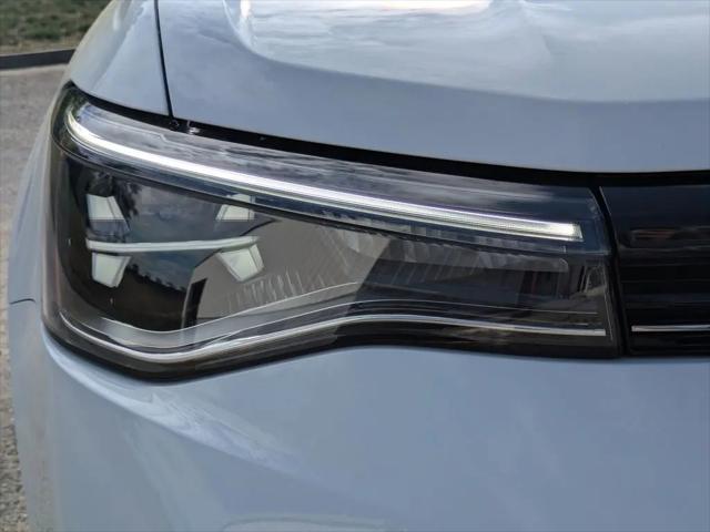 2026 Volkswagen Taos SE