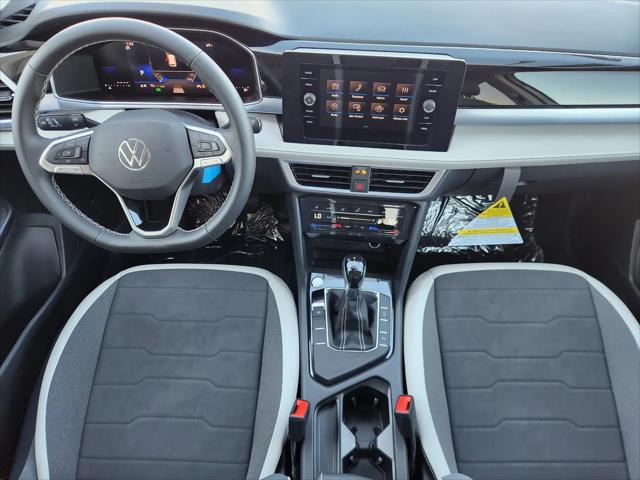 2026 Volkswagen Taos SE