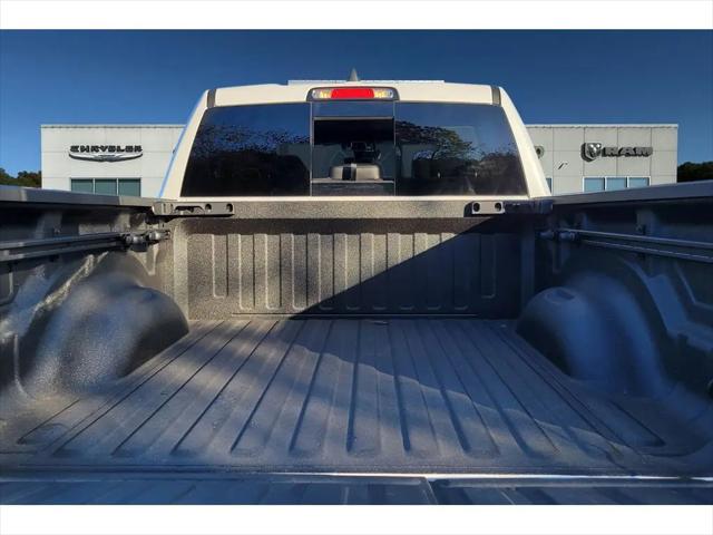 2026 Ram 1500 Laramie Crew Cab 4x4 5'7" Box