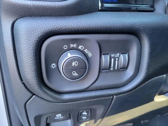 2026 Ram 1500 Laramie Crew Cab 4x4 5'7" Box
