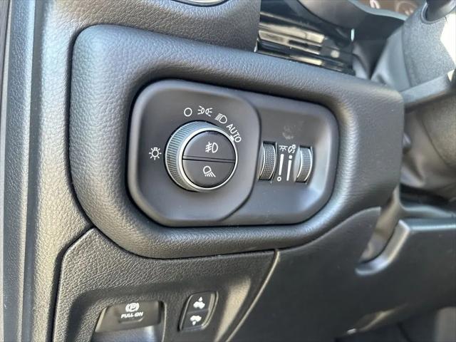 2026 Ram 1500 Laramie Crew Cab 4x4 5'7" Box