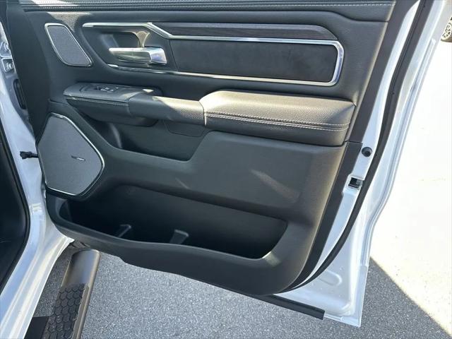 2026 Ram 1500 Laramie Crew Cab 4x4 5'7" Box