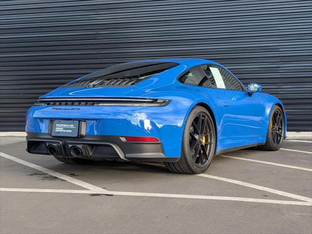 2025 Porsche 911 Carrera 4 GTS