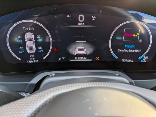 2025 Porsche 911 Carrera 4 GTS