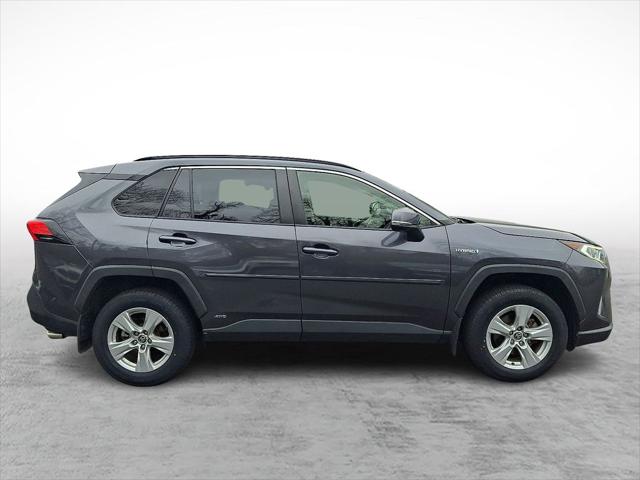 2020 Toyota RAV4 Hybrid XLE