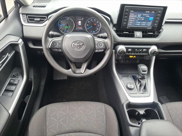2020 Toyota RAV4 Hybrid XLE